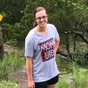 Meet your Posher, Kendra